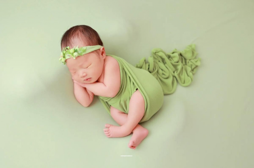 固安宝宝边吃边拉正常吗